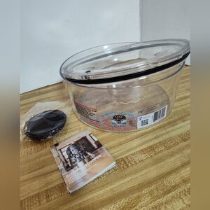 Slopper Stopper One Gallon Pup Water Bowl Dripless Great For Home RV Travel